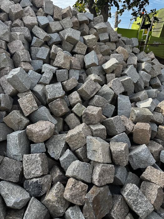 Pavele (piatra cubica) din granit
