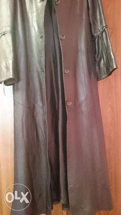 Haina dama de piele.