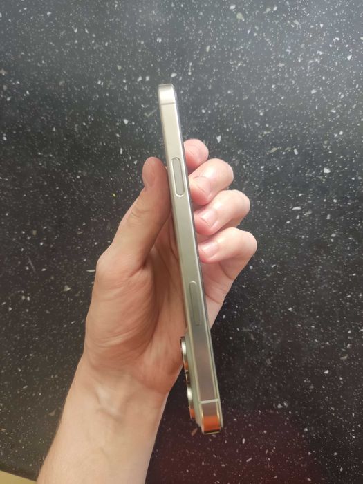 Iphone 16 pro max 256 baterie 100%