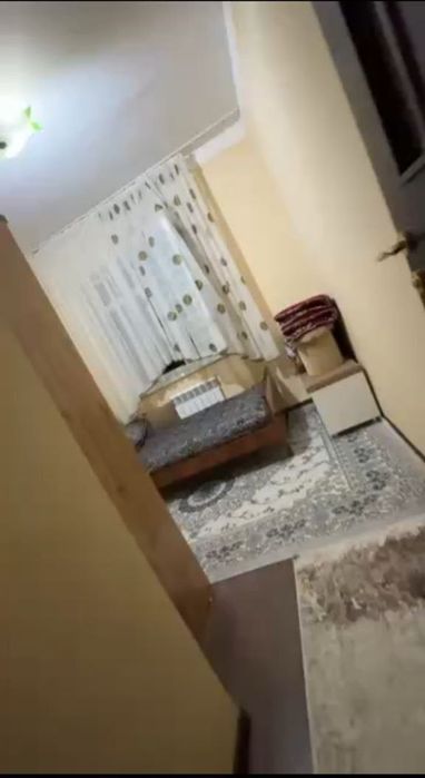 3 xonali kvartira sotiladi