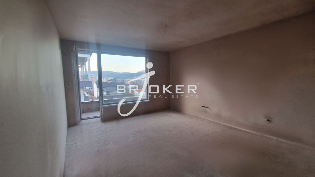 Продава се Мезонет в Кърджали, Възрожденци - 136 кв.м за 760 €/кв.м - Снимка #6