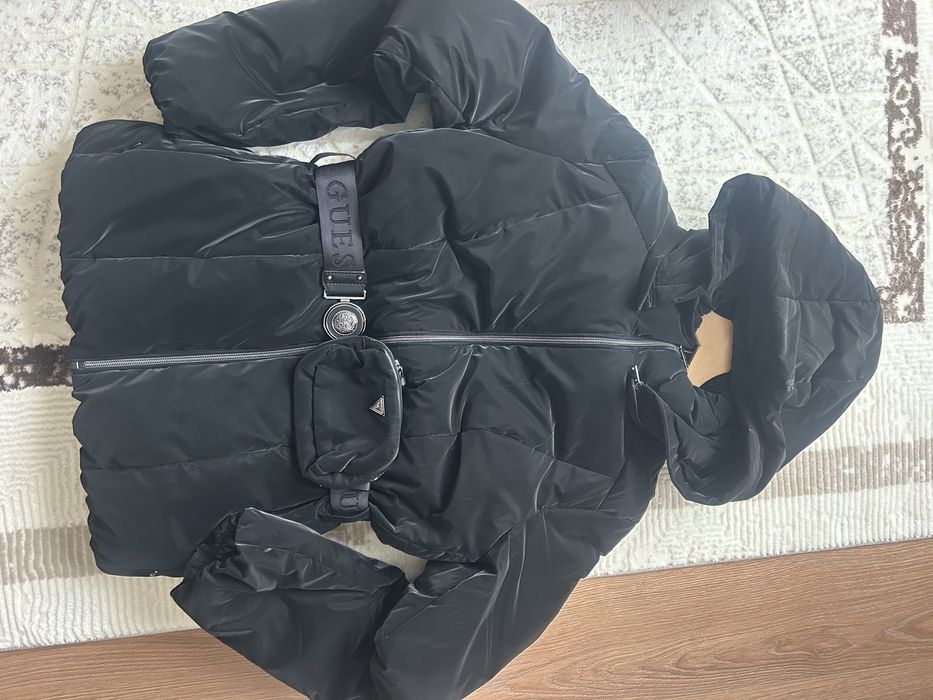 Черно яке Гес непромокаемо