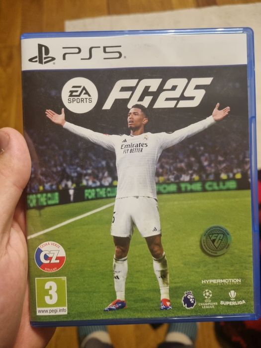 Fc25 pentru PS5 folosit in stare buna