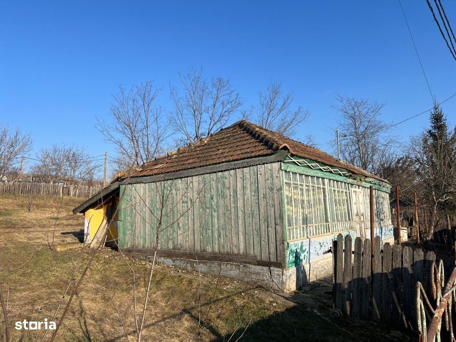 Casa de Vanzare +Teren 1800mp - Iasi, Potangeni