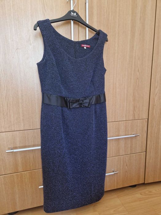 sarafan toamna drept , cu funda neagra
