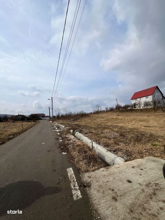 Teren Rascruci, 1250mp, front la 2 strazi 50m si 30m