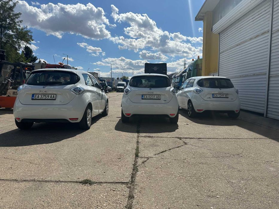 Електрически автомобили под наем и лизинг