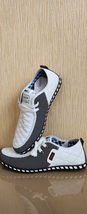 Кроссовки мужские