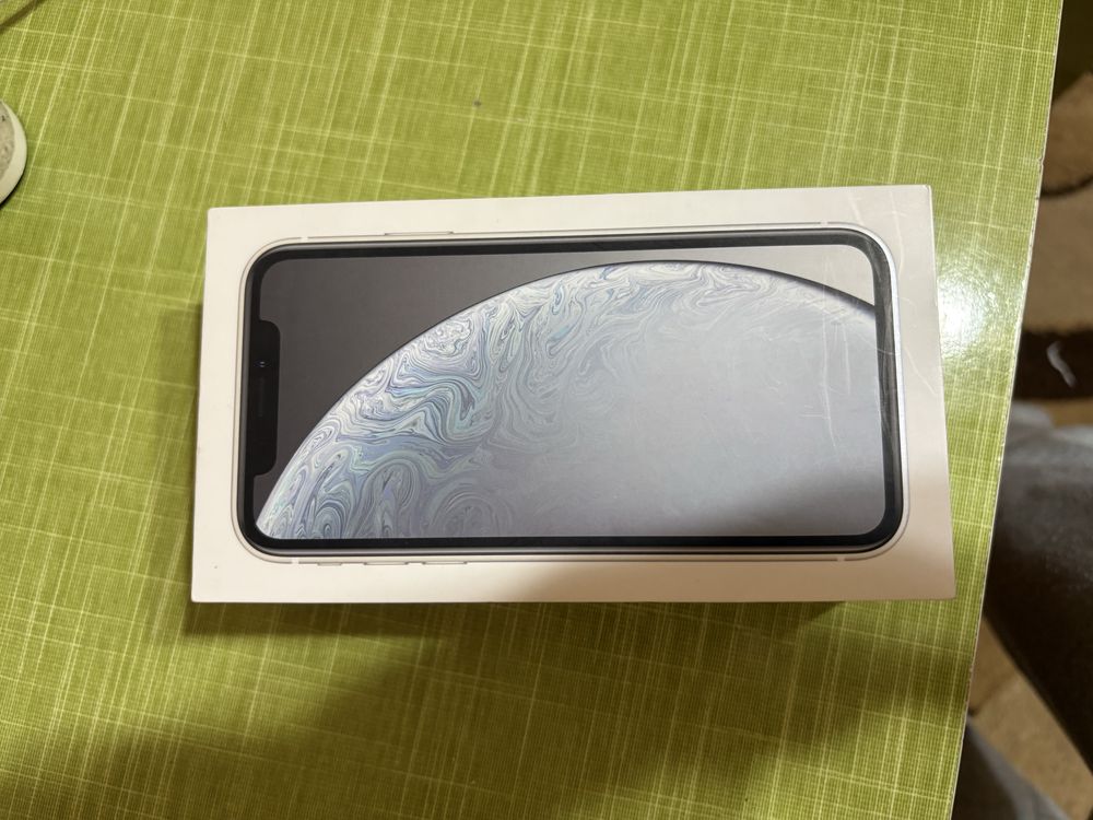 Iphone XR сатылады