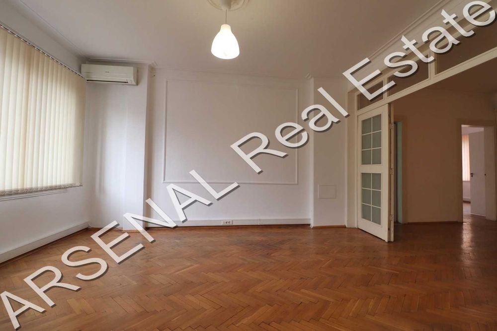 Дава се под наем Многостаен апартамент в София, Център - 163 кв.м за 950 € - Снимка #3