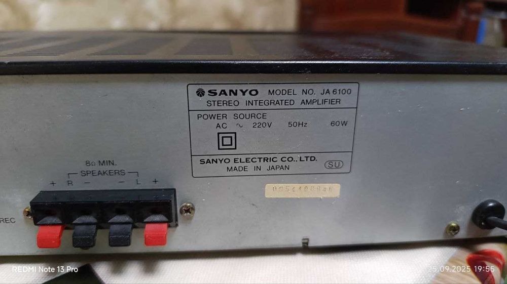 Продаю усилитель SANYO 6100.