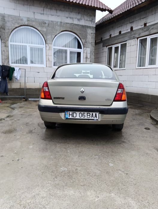 Vând Renault cio