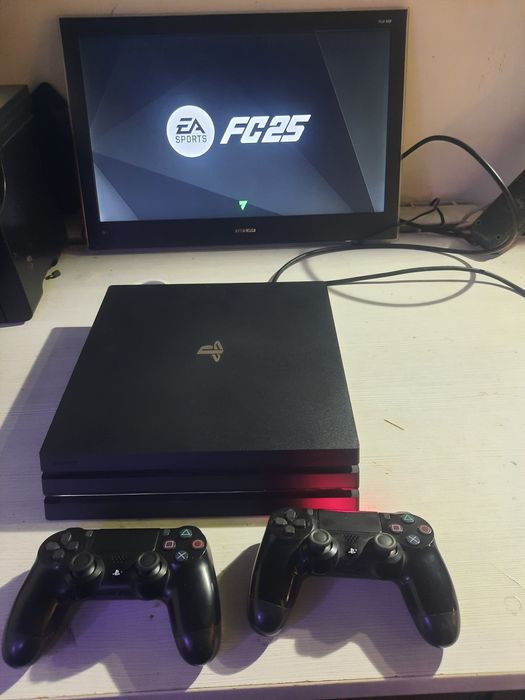Playstation 4 Pro игры Gta5, Фифа25, Мортал комбат11  2 дж
