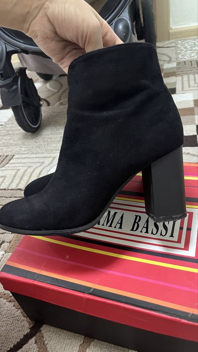 Продам осенние ботильоны