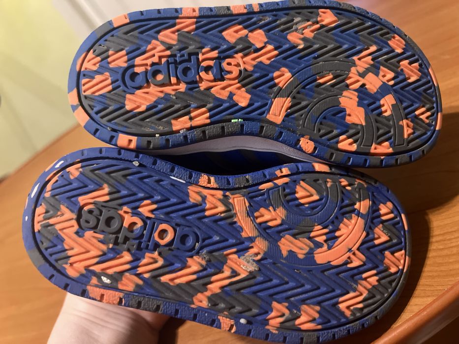 Adidasi Adidas marime 25