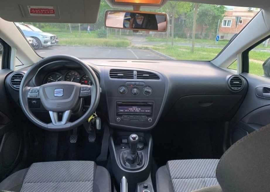 Dezmembrez SEAT LEON 1.2 TSI CBZ volan pe stanga