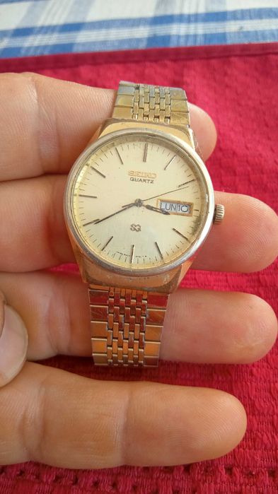SEIKO Analog Quartz Made in Japan Original