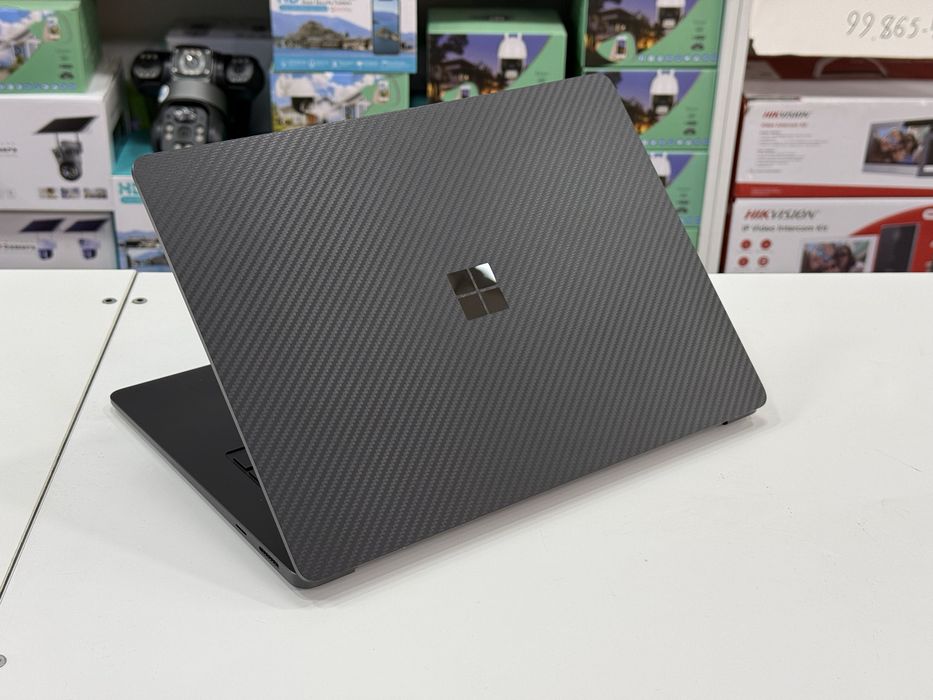 Microsoft Surface laptop 7-3-6 разные