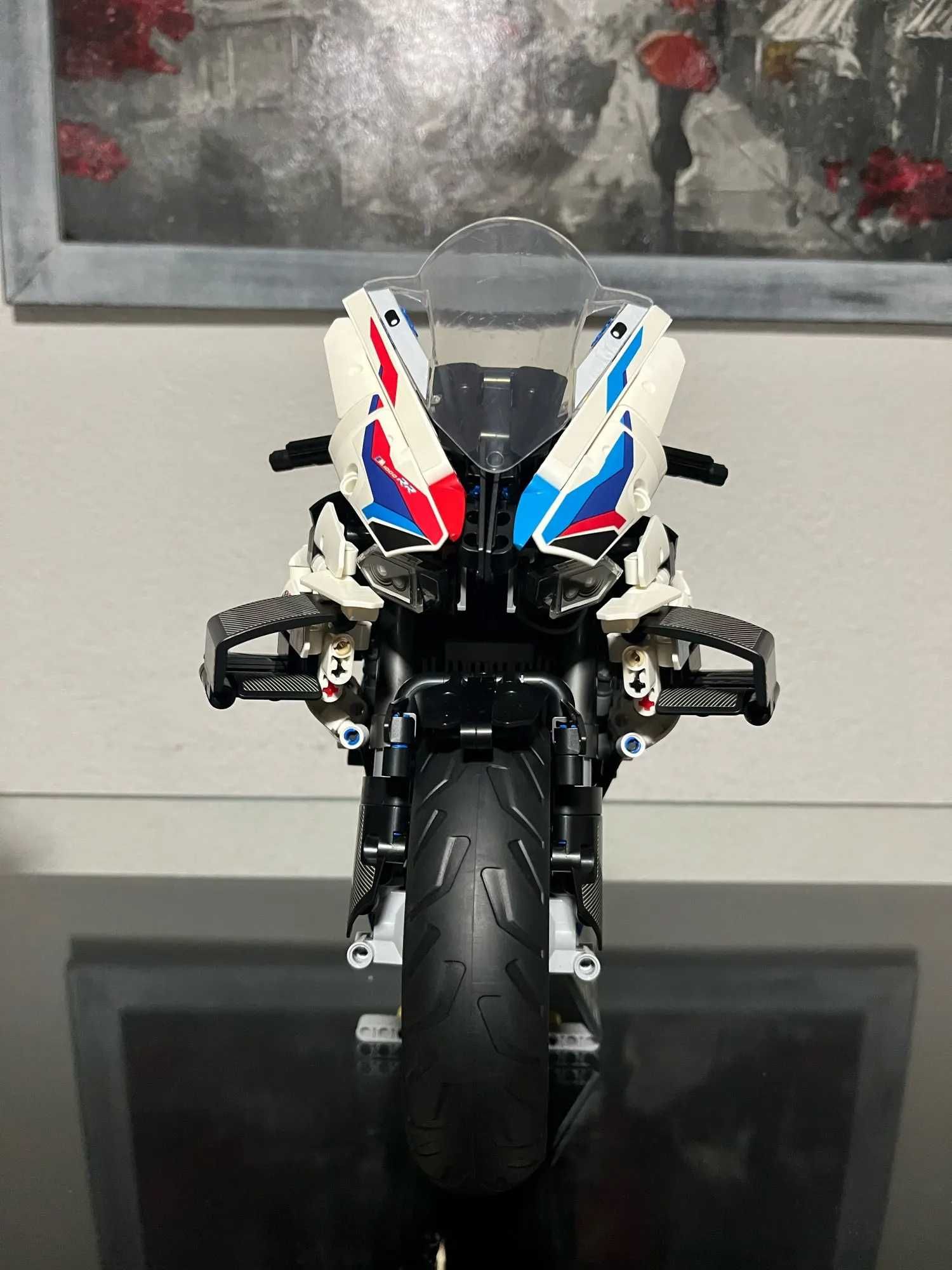 Motocicleta tip Lego BMW M1000RR - 1920 piese DE ASAMBLAT