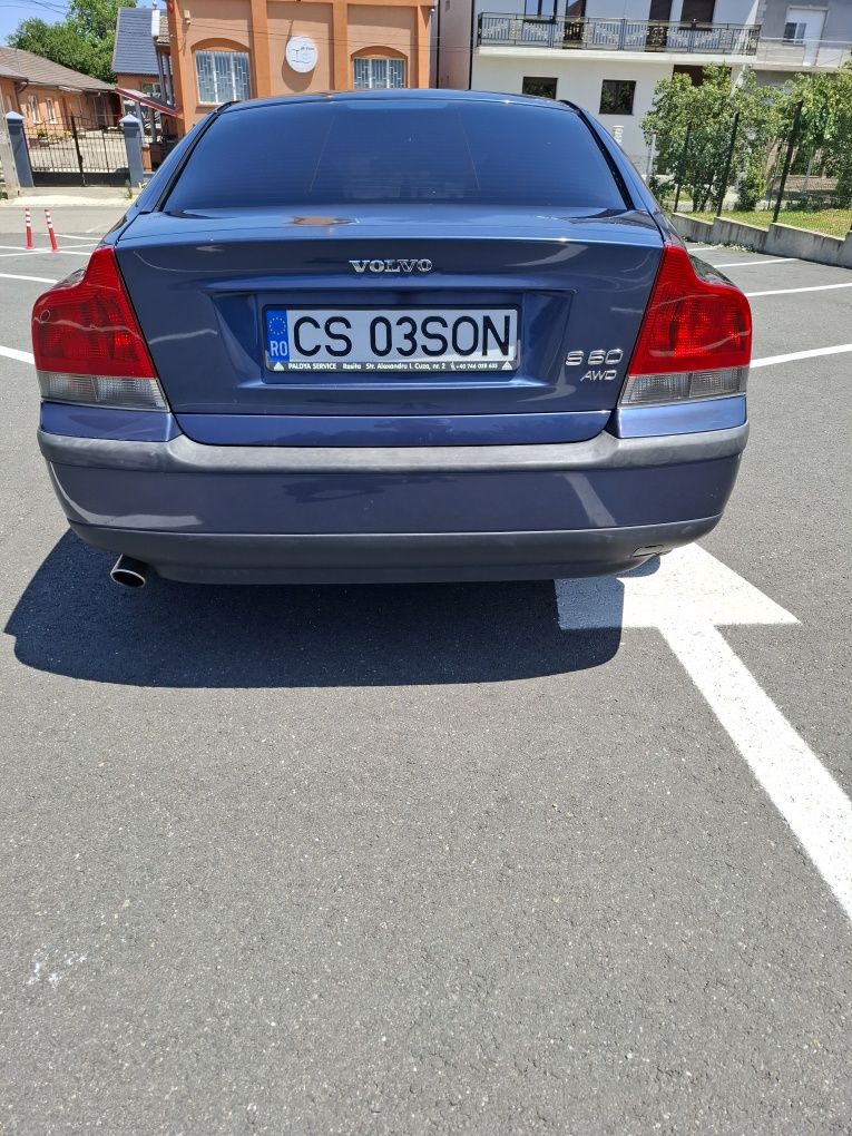 Volvo s 60 2.4 benzi a 200cp awd