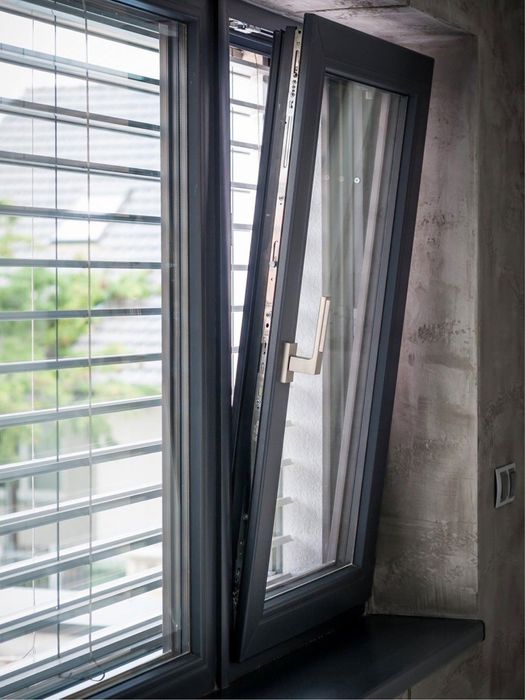 Изготовление и установка пластиковых алюминиевых окон дверей витражей