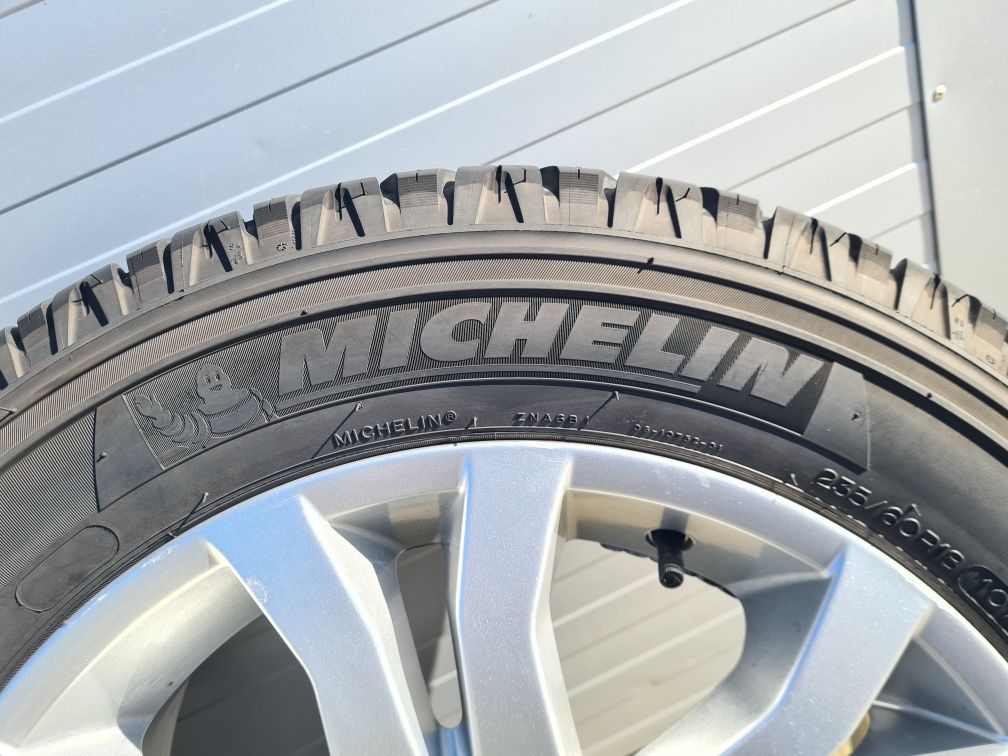 Jante Aliaj Land Rover echipate cu Michelin Latitudine 235/60r18 NOI!