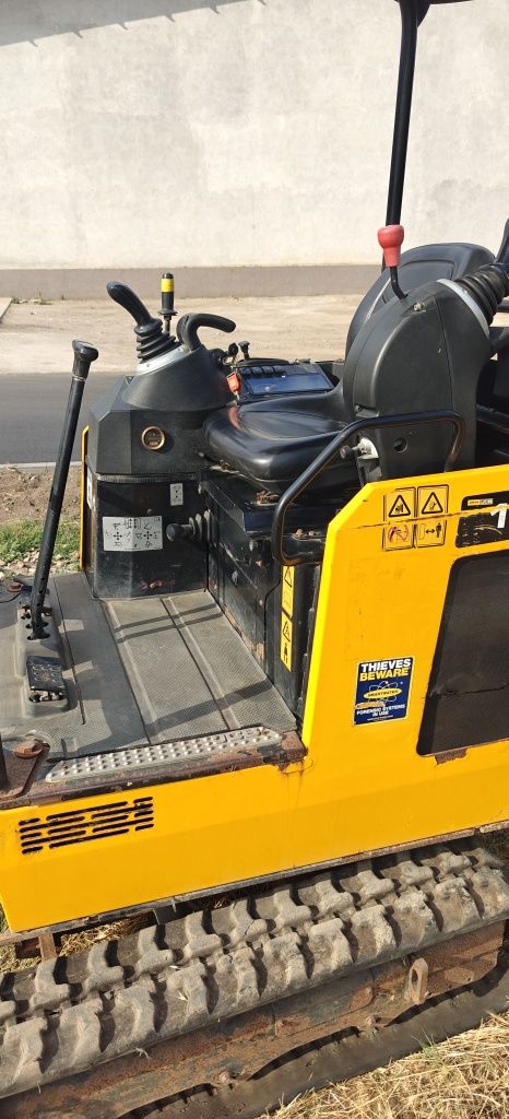 Мини багер JCB 16 C1