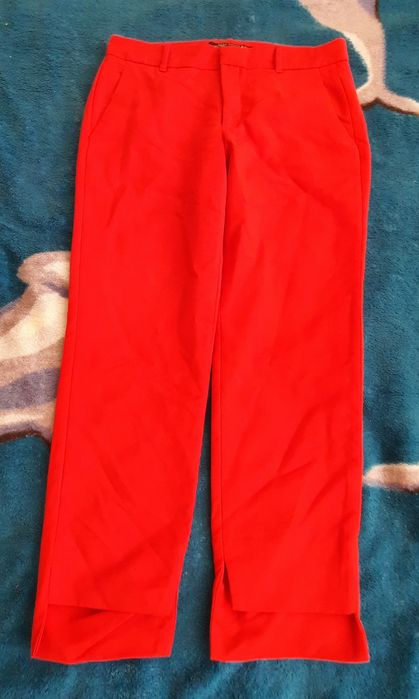 Pantaloni Zara marimea 36