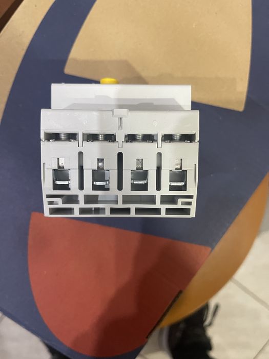 Circuit Eaton Moeller, intrerupator de circuit nou