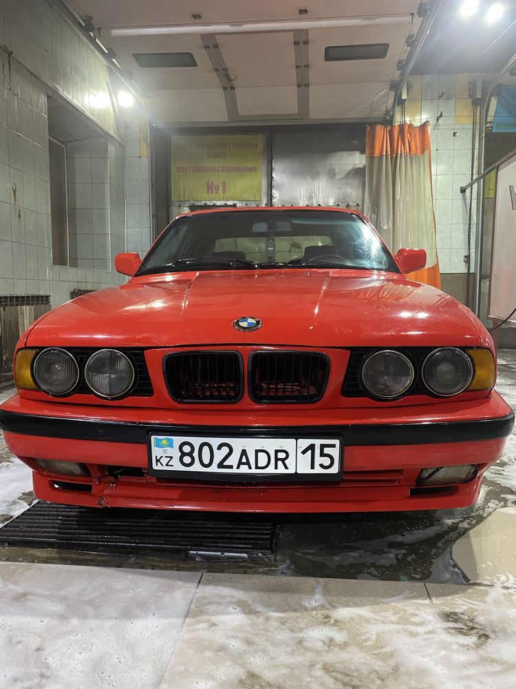 Продам BMW 520i