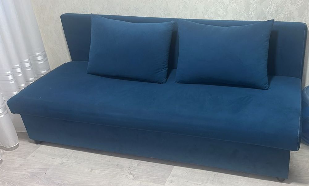 Диван в отличном состоянии