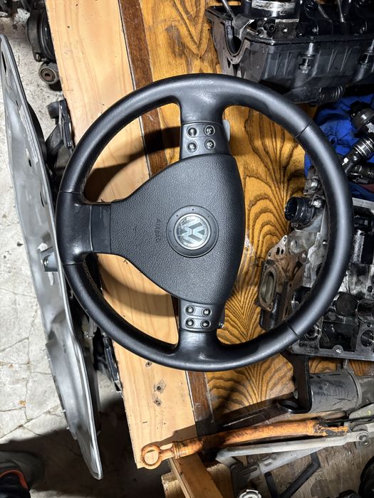 Мулти волан с пера за Passat B6/Golf 5