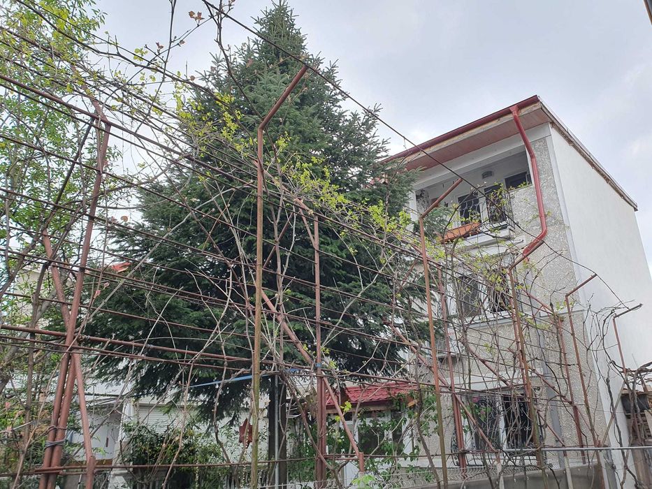 Proprietar, vand vila constr in '99 -270mp, la 200m de Sos Giurgiului