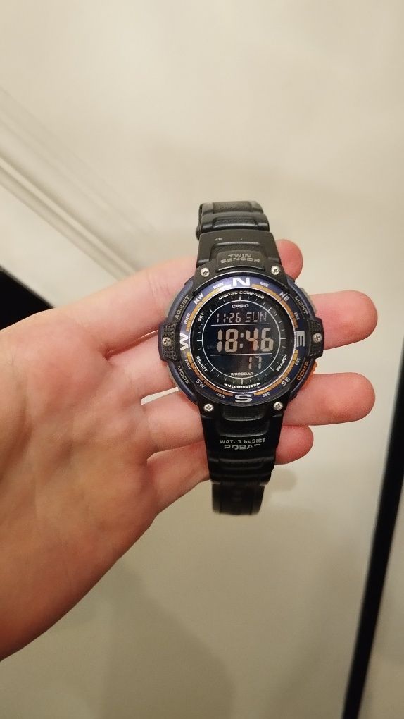 Продам часы Casio SGW - 100
