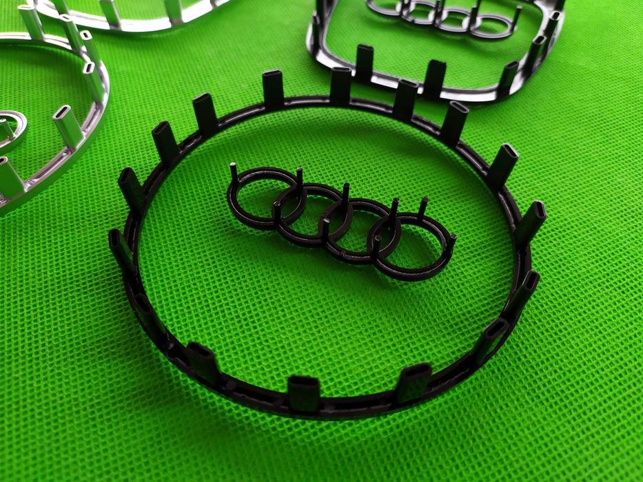 Емблема лайсна рамка волан Ауди Airbag Air bag Audi черен гланц A4 SQ