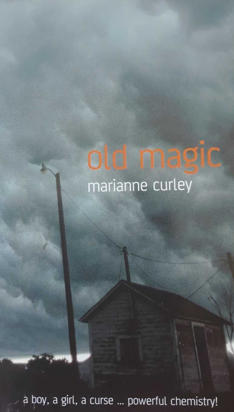 Книга на английски Стара магия/ Old Magic - Marianne Curley