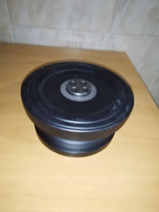 Fulie vibrochen Motor 3.0d/ M57 / Nou nouta Corteco cu factura.