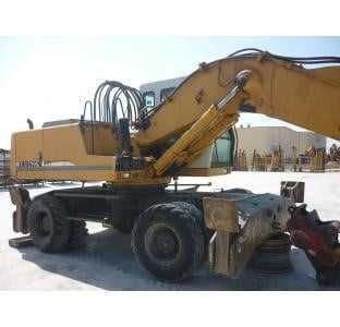 Excavator LIEBHERR A924 LITRONIC la dezmembrat