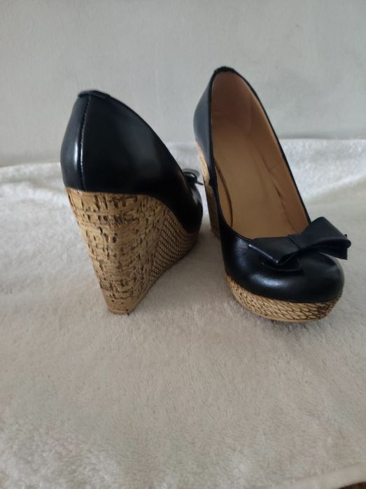 Pantofi din piele naturală