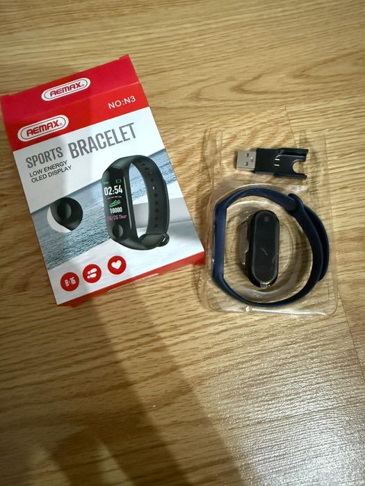 Фитнес гривни / смарт часовник