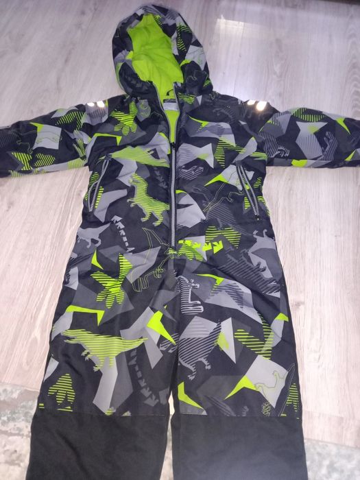 Комбинезон зима,в отличном состоянии мкрн юбилейный