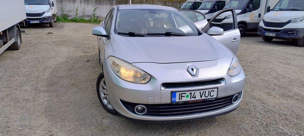 Vând/ schimb Renault fluence