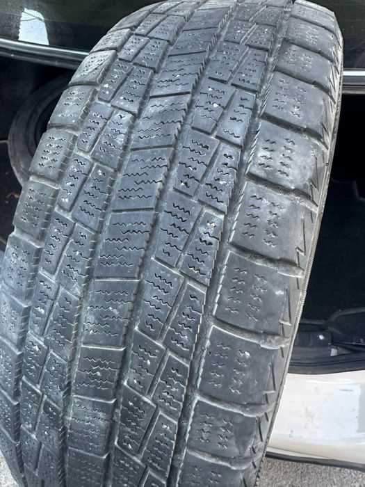 Авто шины зимние.