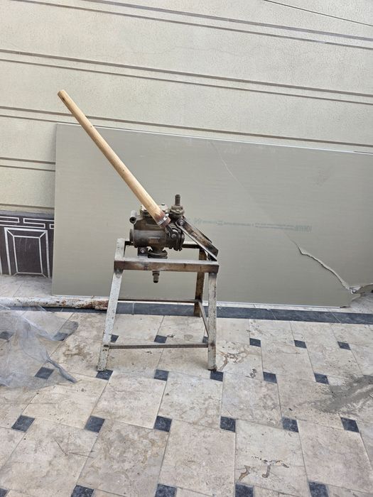 ручной насос Аливер