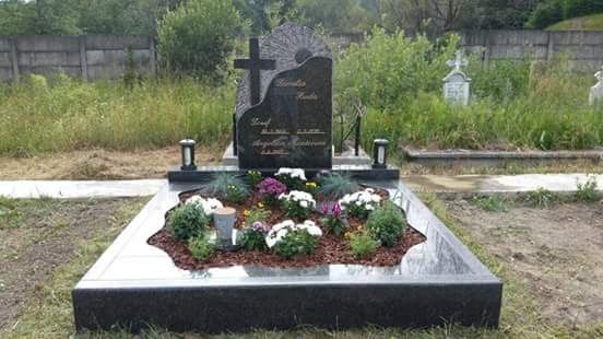 monumente funerare granit marmura.cavouri capace mormant