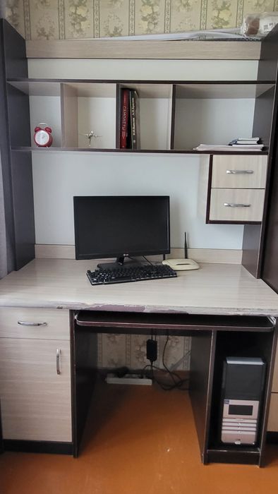 Компьютерный стол-парта