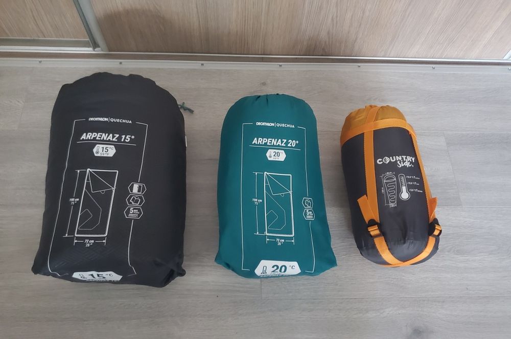 Cort Camping  3 persoane / 2 Seconds XL Fresh&Black + 3 saci de dormit