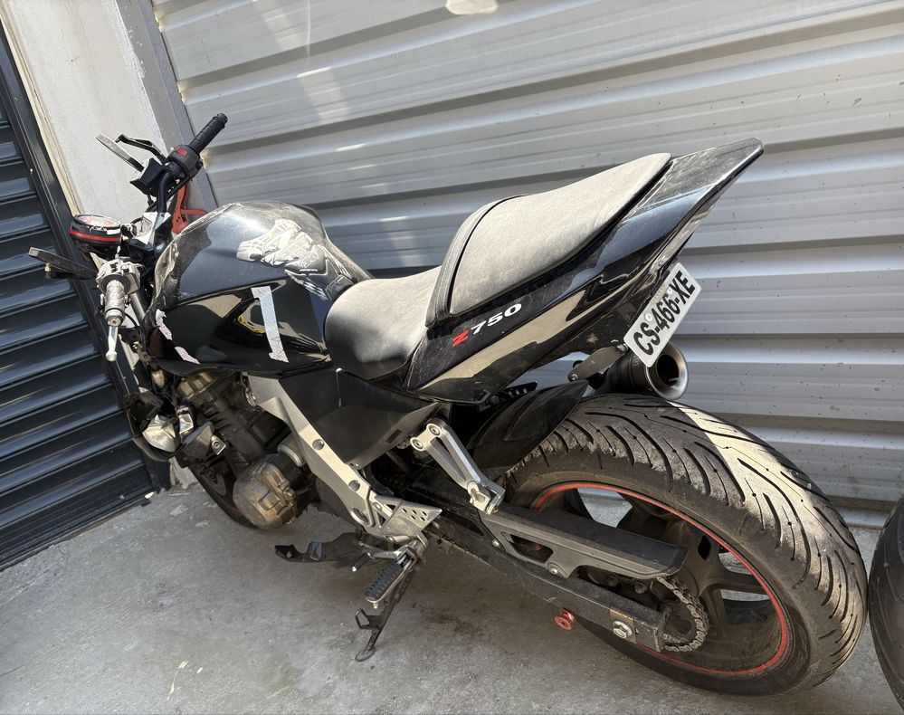 Kawasaki Z750 2006г НА ЧАСТИ