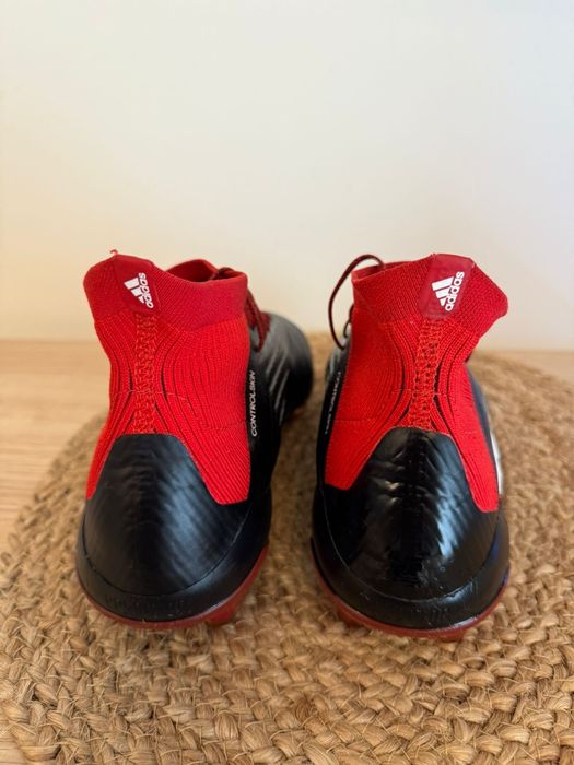 Ghete de fotbal ADIDAS Predător 18+FG
