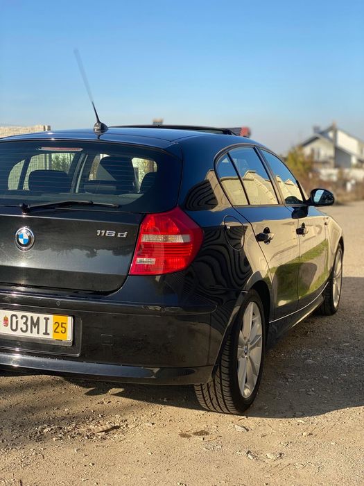 Vând BMW seria 1 an 2010
